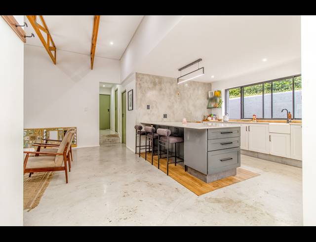 3 BEDROOM HOUSE FOR SALE IN CEDAR LAKES